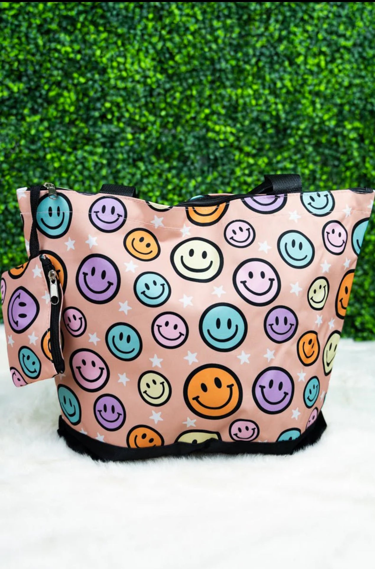 Put on a happy face tote w/ mini pouch