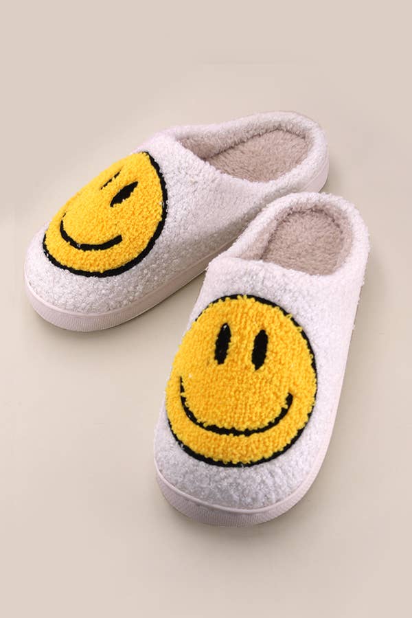 SOFT PLUSH SMILEY RAINBOW WARM SLIPPERS