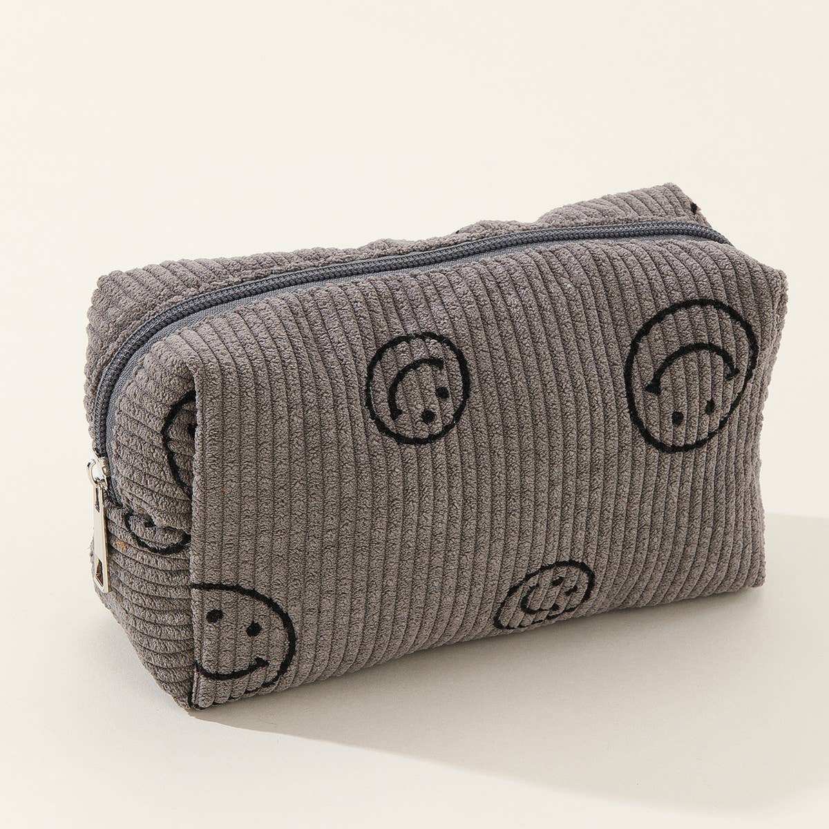 SIMPLE SMILING FACE MEDIUM COSMETIC BAG