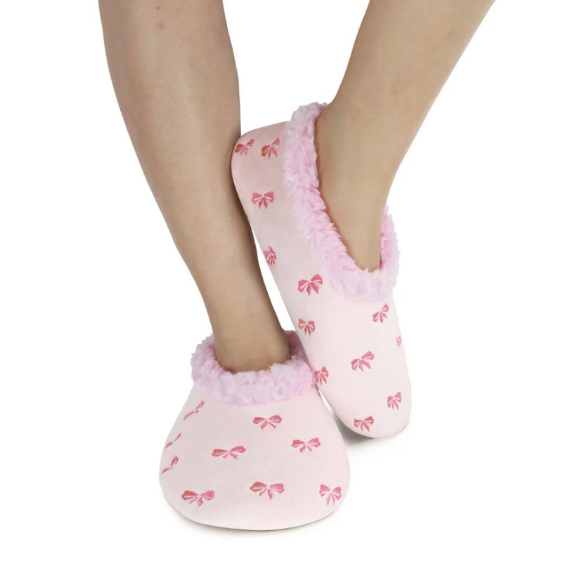 Bow-utiful women’s snoozies