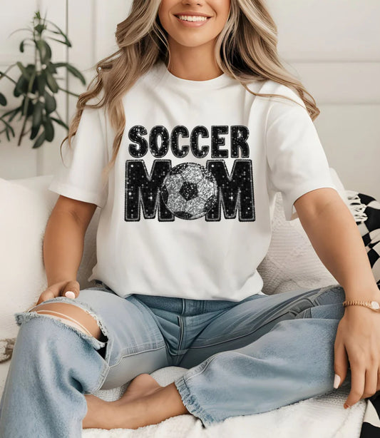 SOCCER MOM